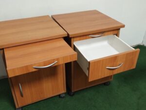 Noční stolek s jídelní deskou - Image 7