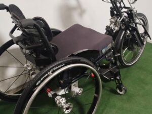 Handbike pro mechanický invalidní vozík – sportovní přídavný pohon s 24 rychlostmi | Speedy B26 Handbike - Obrázek 7